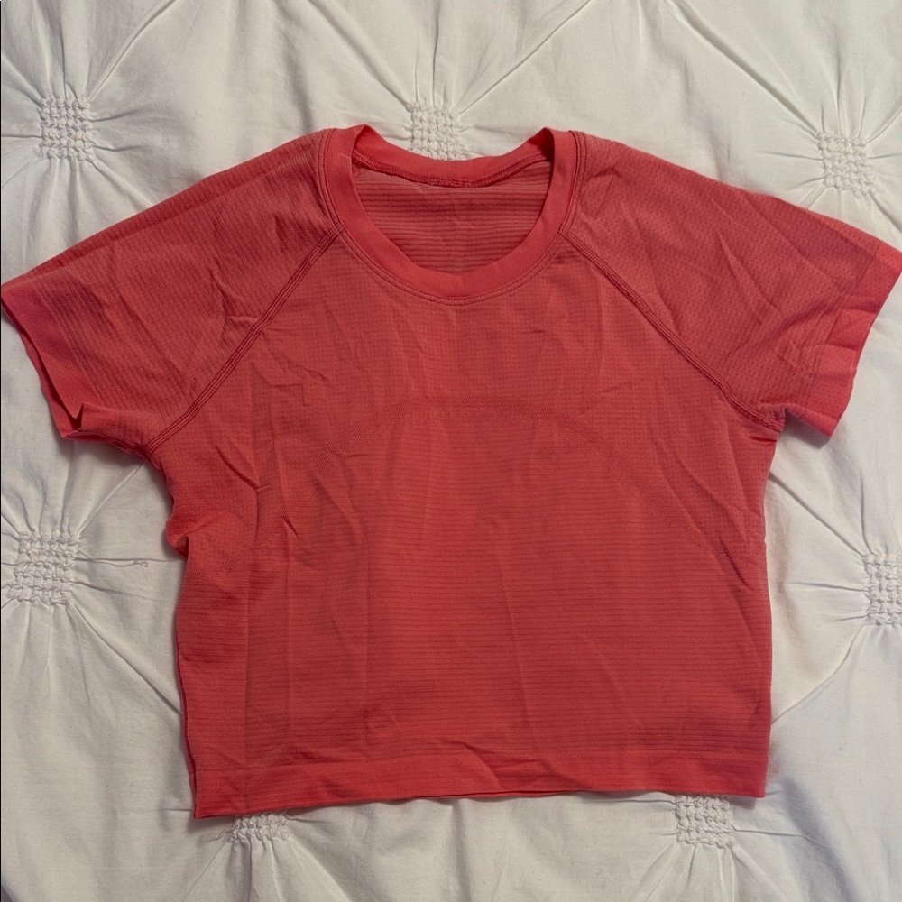 Lululemon crop top size 4 like new